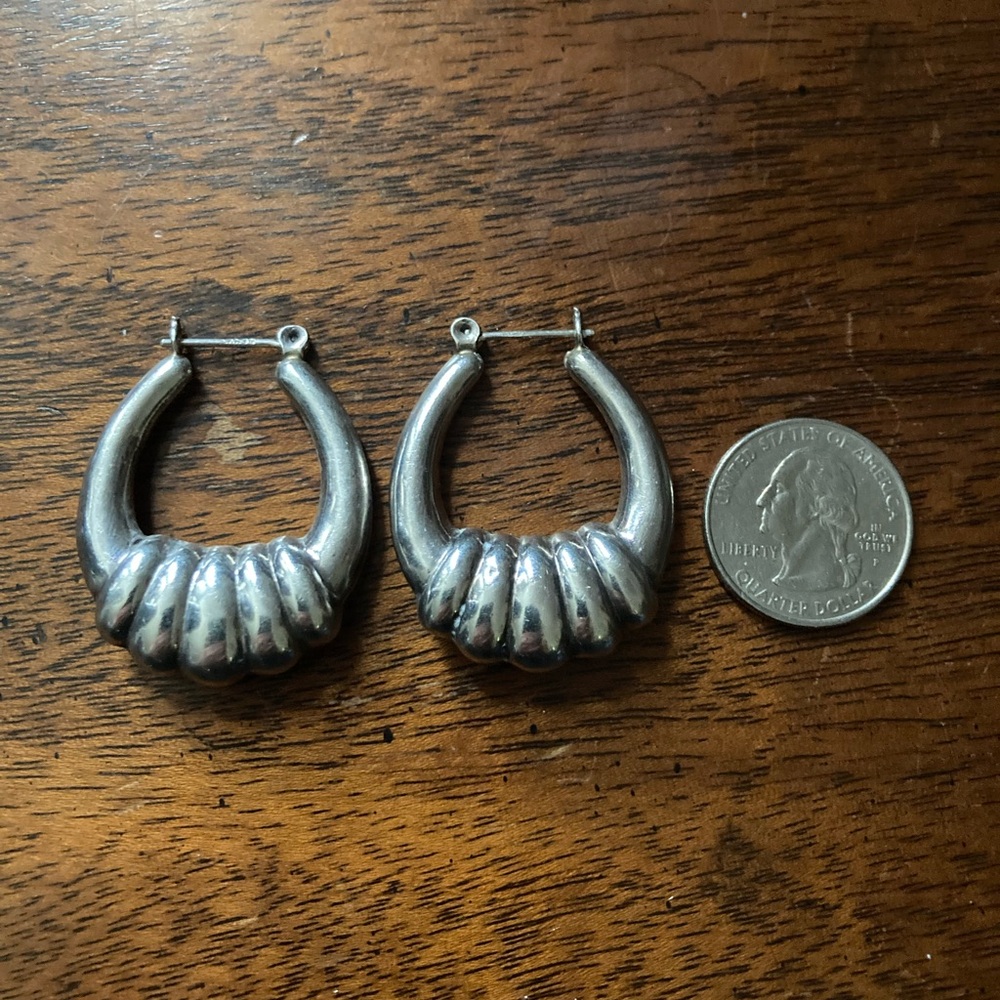 Sterling Silver light weight Hoop Earrings
